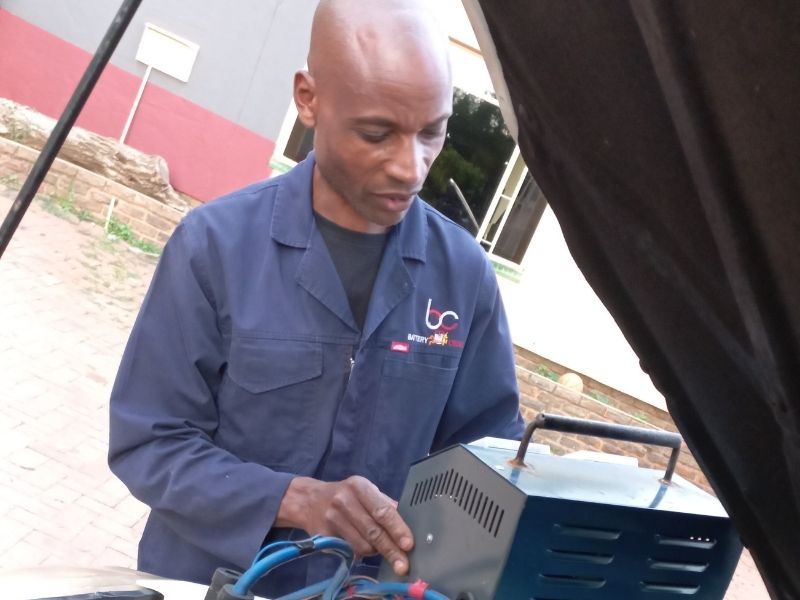 Battery Removal & Installation